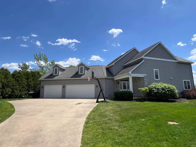 $855,900 | 1620 Colonial Drive, Rochester, IN 46975