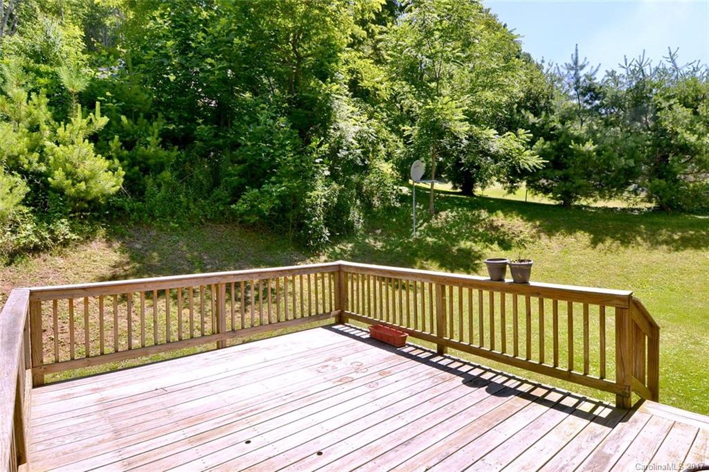 1163 Camp Branch Road Waynesville, NC 28786 - Photo 11 of 21 Gallery Image 11