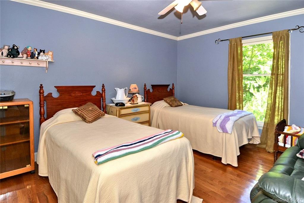 1163 Camp Branch Road Waynesville, NC 28786 - Photo 16 of 21 Gallery Image 16