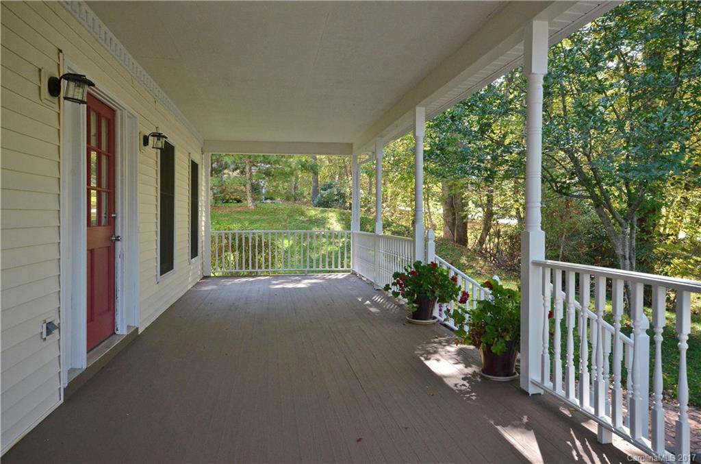 1163 Camp Branch Road Waynesville, NC 28786 - Photo 5 of 21 Gallery Image 5