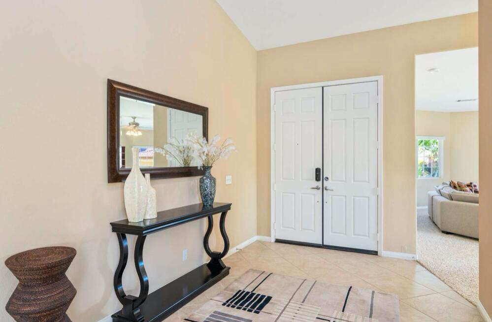 162 St Thomas Place Rancho Mirage, CA 92270 - Photo 5 of 24 Screen Shot 2023-02-04 at 6.57.37 AM