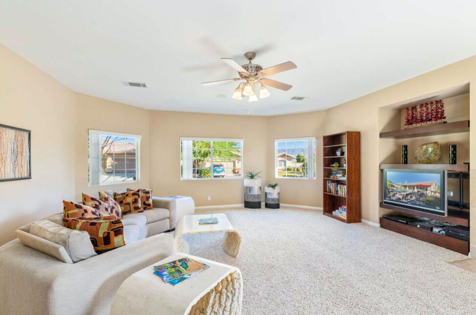 162 St Thomas Place Rancho Mirage, CA 92270 - Photo 6 of 24 Screen Shot 2023-02-04 at 6.57.43 AM