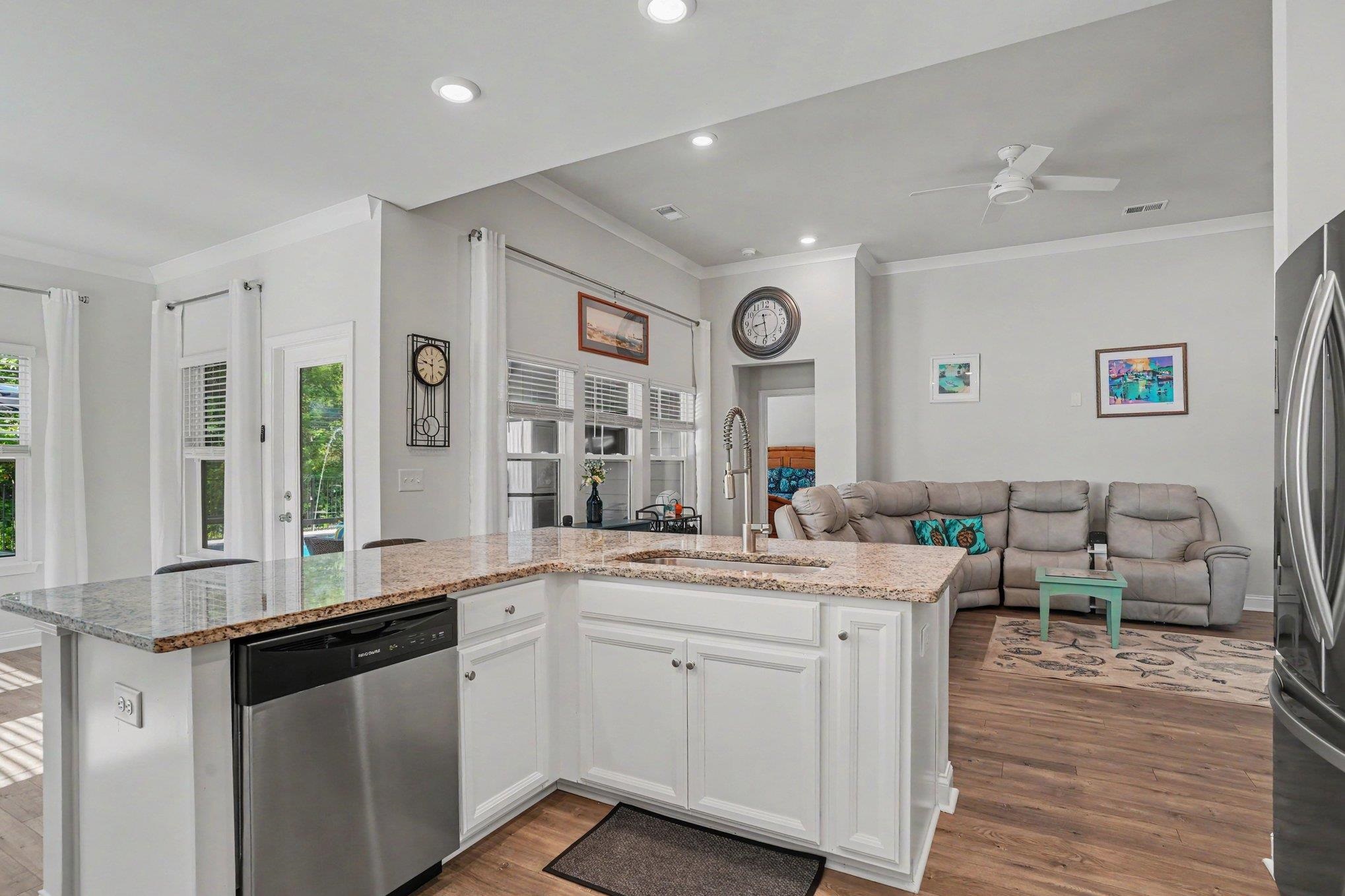 3716 Atwood Place Murrells Inlet, SC 29576 - Photo 12 of 47