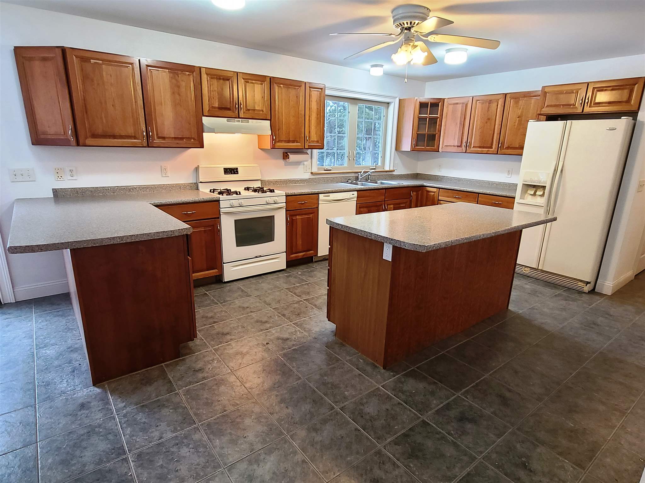 40 Talcott Road Westford, VT 05494 - Photo 6 of 34 Gallery Image 6