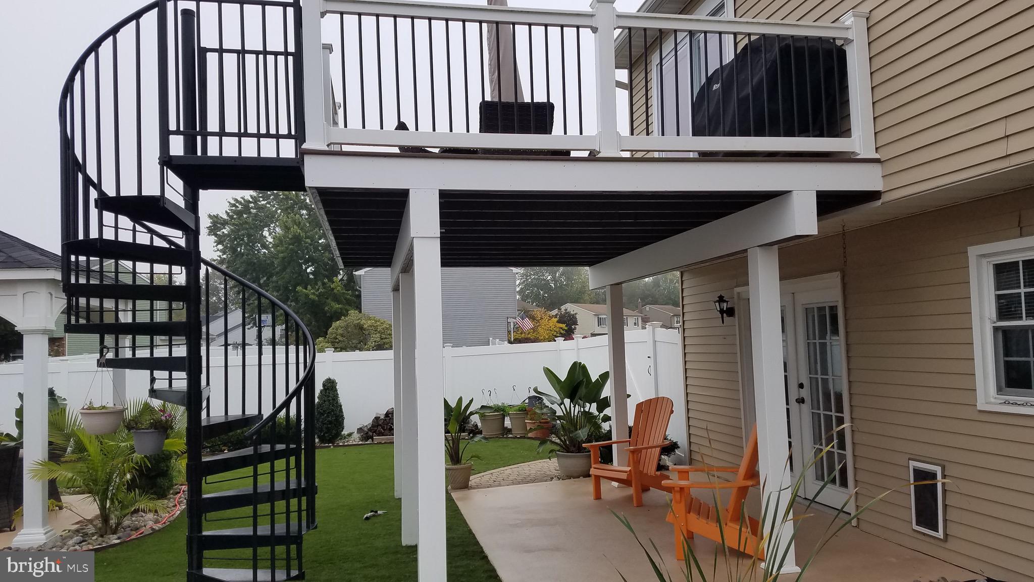 2 Craig Road New Castle, DE 19720 - Photo 19 of 34 spiral staircase and view of patio