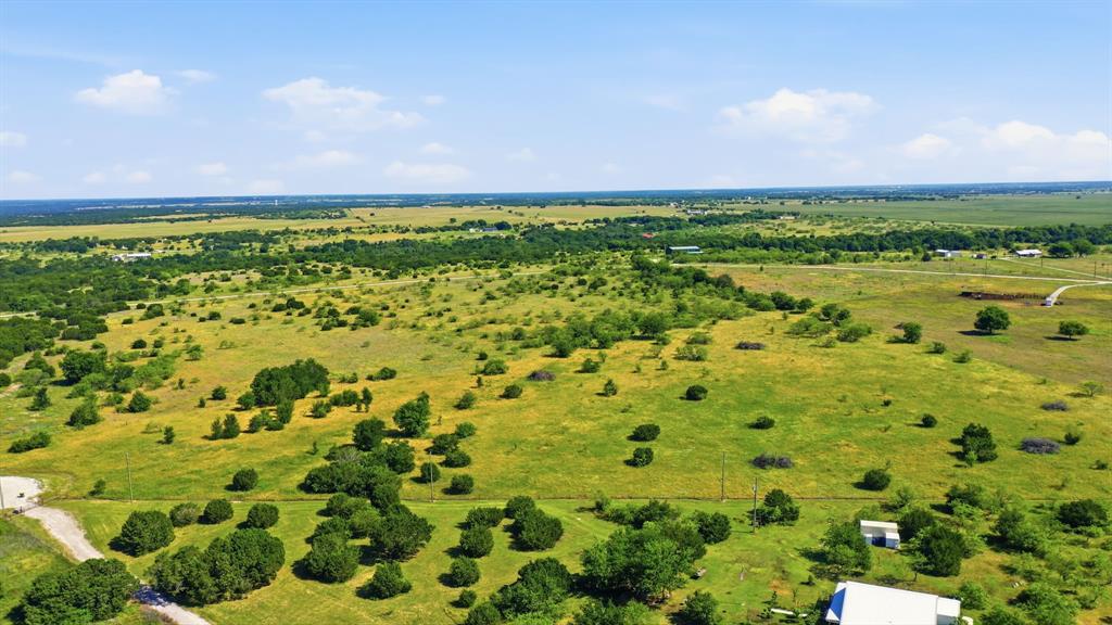 106 Private 191 Road Blum, TX 76627 - Photo 5 of 12