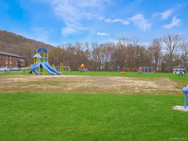 $1,900 | 27 Tanager Road, Unit 2701, Monroe, NY 10950