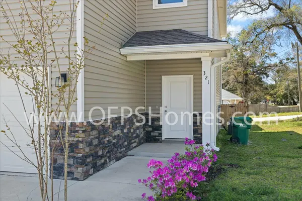 $2,200 | 321 Allen Street, Niceville, FL 32578