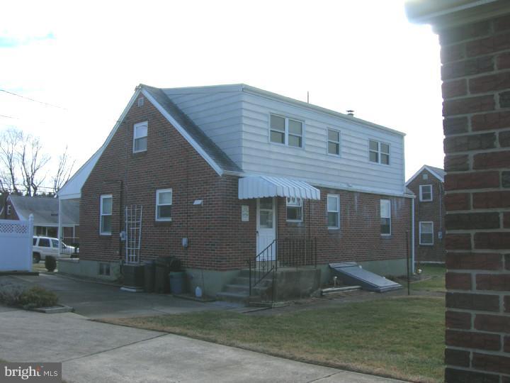 407 Morrison Road Reading, PA 19601 - Photo 2 of 2
