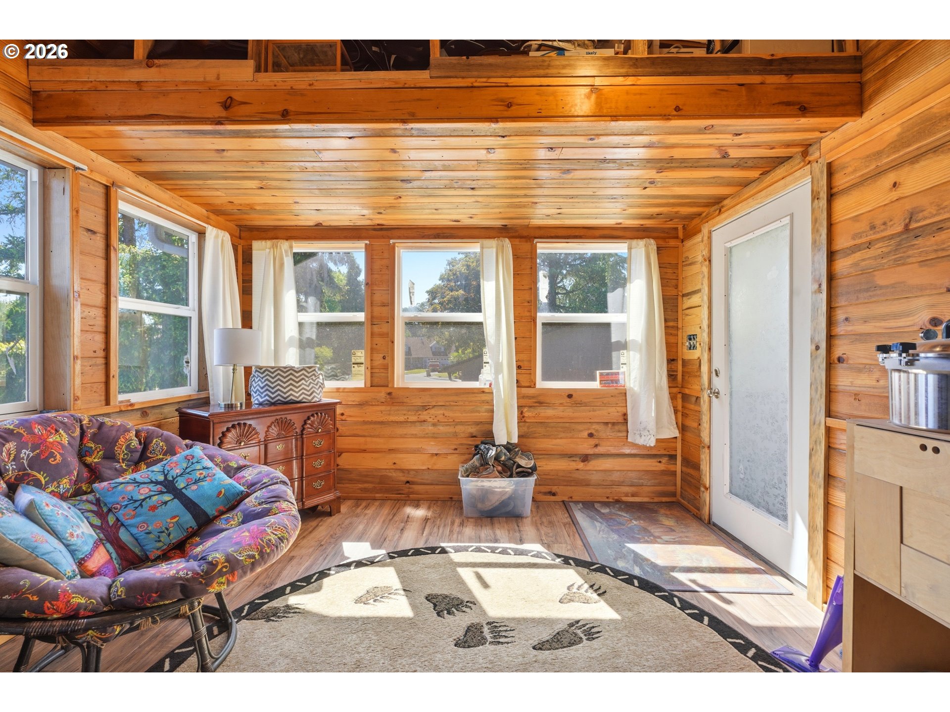 19915 Southwest Rock Drive Aloha, OR 97003 - Photo 12 of 37 Sun Room