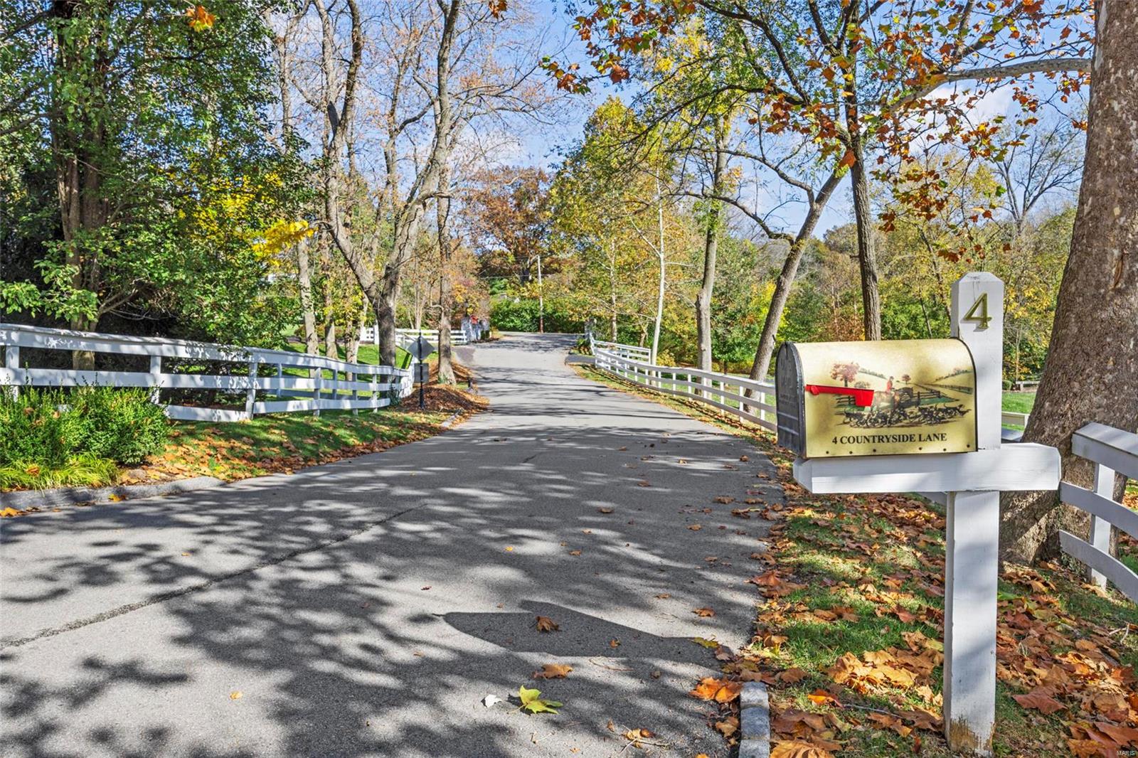4 Countryside Lane Frontenac, MO 63131 - Photo 1 of 51