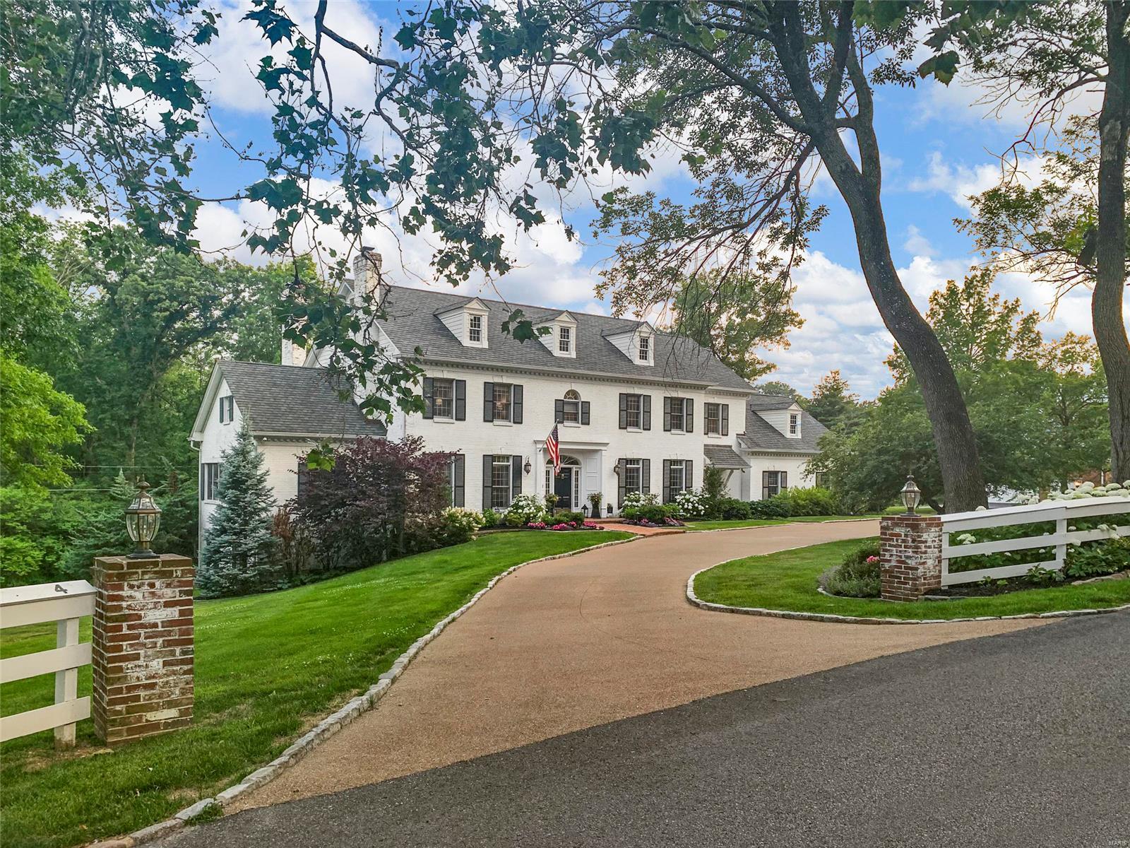 4 Countryside Lane Frontenac, MO 63131 - Photo 2 of 51