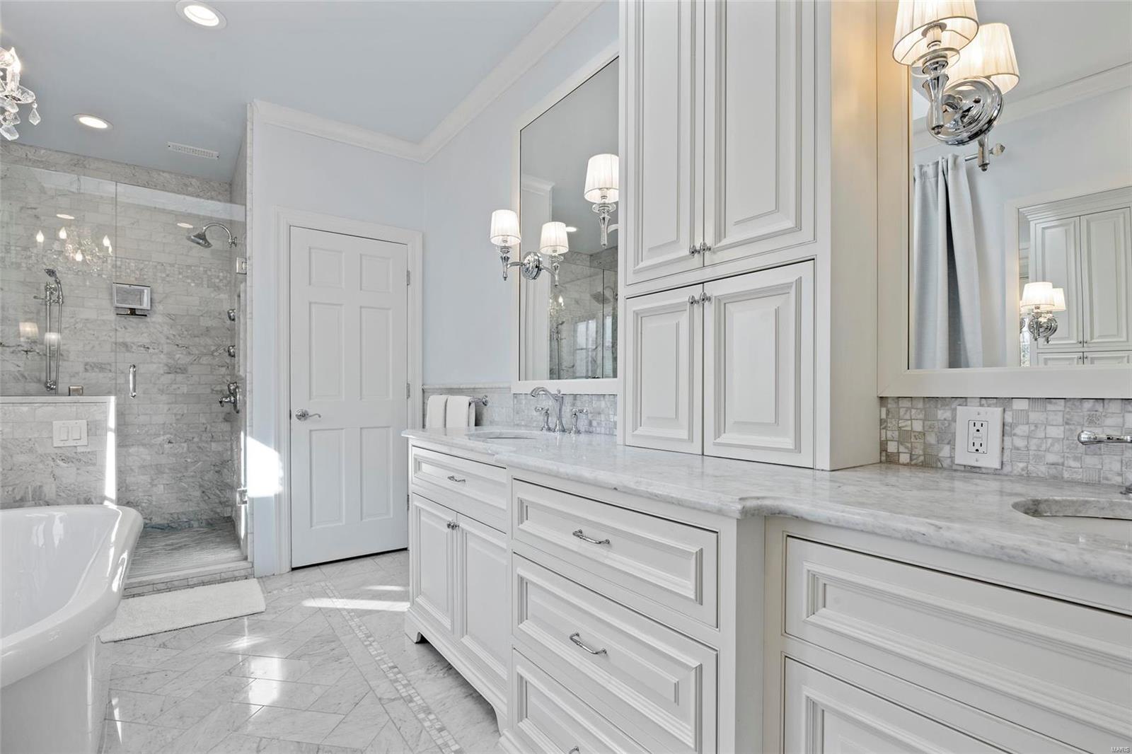 4 Countryside Lane Frontenac, MO 63131 - Photo 25 of 51