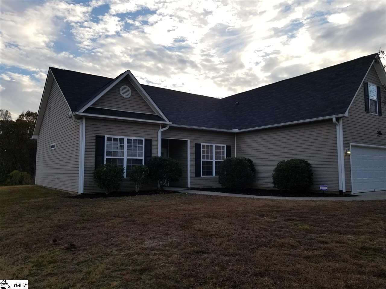 219 Fledgling Way Easley, SC 29642 - Photo 1 of 28 Gallery Image 1
