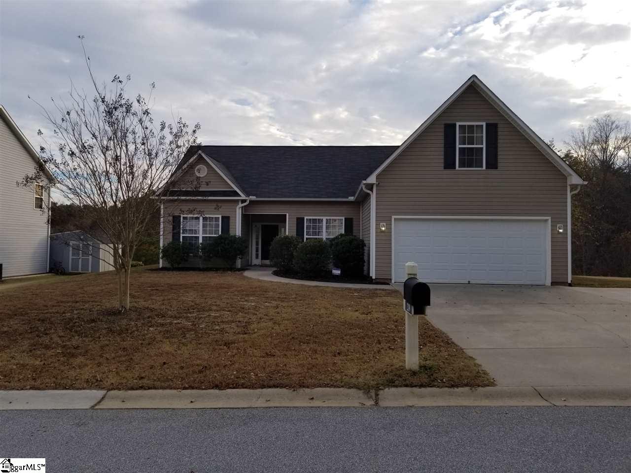 219 Fledgling Way Easley, SC 29642 - Photo 4 of 28 Gallery Image 4