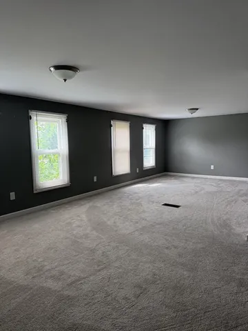 $2,000 | 8 Greylock Street, Westfield, MA 01085