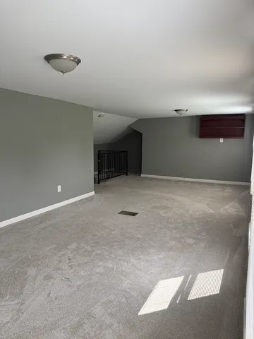 $2,000 | 8 Greylock Street, Westfield, MA 01085