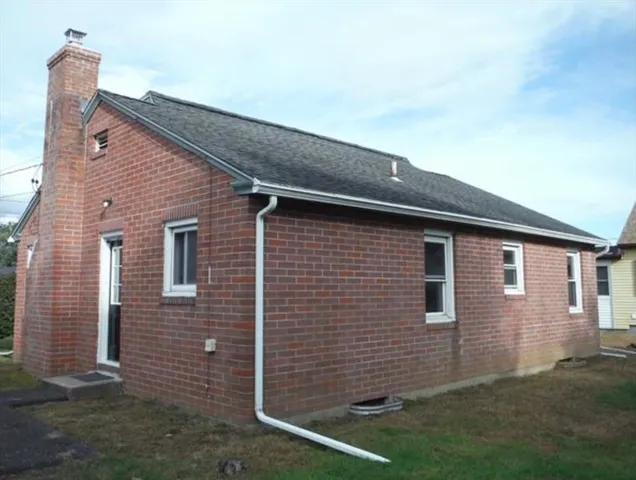 $2,000 | 8 Greylock Street, Westfield, MA 01085