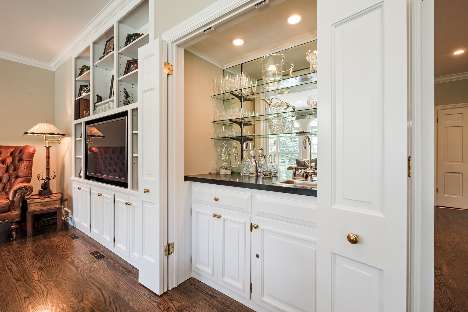 1075 Hill Road Winnetka, IL 60093 - Photo 18 of 40