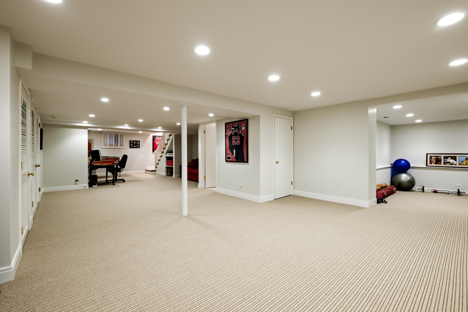 1075 Hill Road Winnetka, IL 60093 - Photo 34 of 40