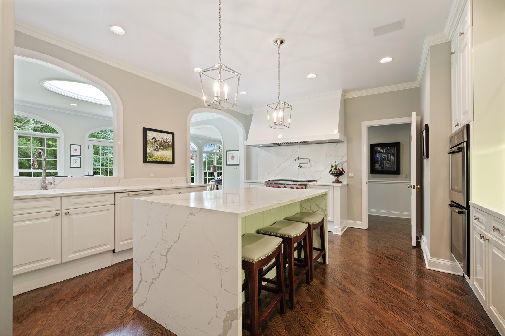 1075 Hill Road Winnetka, IL 60093 - Photo 10 of 40