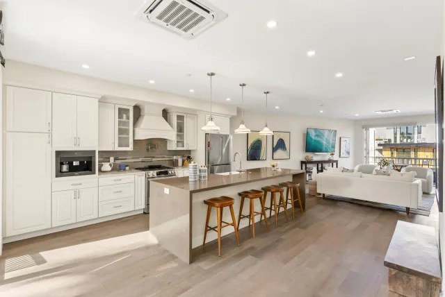 $3,595,000 | 247-249 Playa Del Norte Street, La Jolla, CA 92037