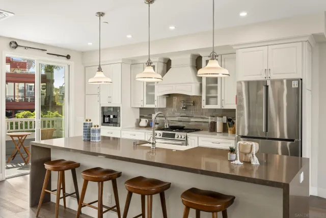 $3,595,000 | 247-249 Playa Del Norte Street, La Jolla, CA 92037