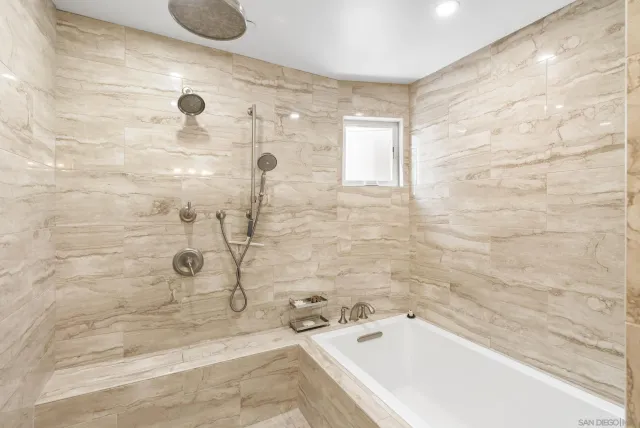 $3,595,000 | 247-249 Playa Del Norte Street, La Jolla, CA 92037