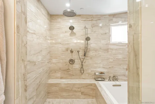 $3,595,000 | 247-249 Playa Del Norte Street, La Jolla, CA 92037