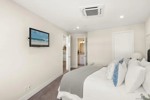 $3,595,000 | 247-249 Playa Del Norte Street, La Jolla, CA 92037