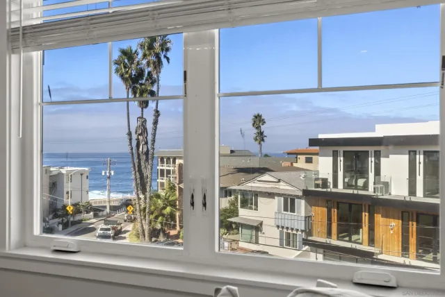 $3,595,000 | 247-249 Playa Del Norte Street, La Jolla, CA 92037