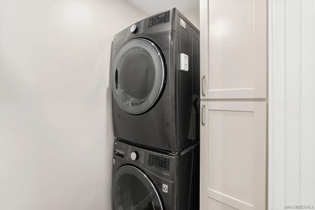 $3,595,000 | 247-249 Playa Del Norte Street, La Jolla, CA 92037