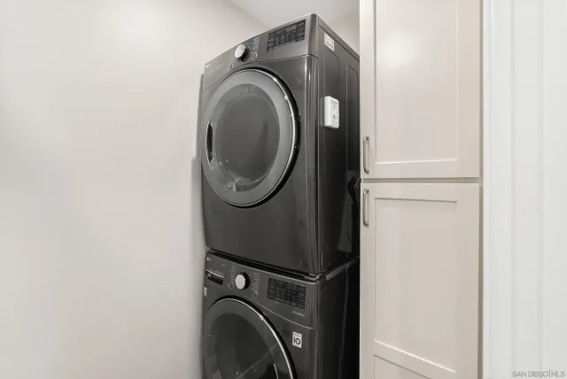 $3,595,000 | 247-249 Playa Del Norte Street, La Jolla, CA 92037