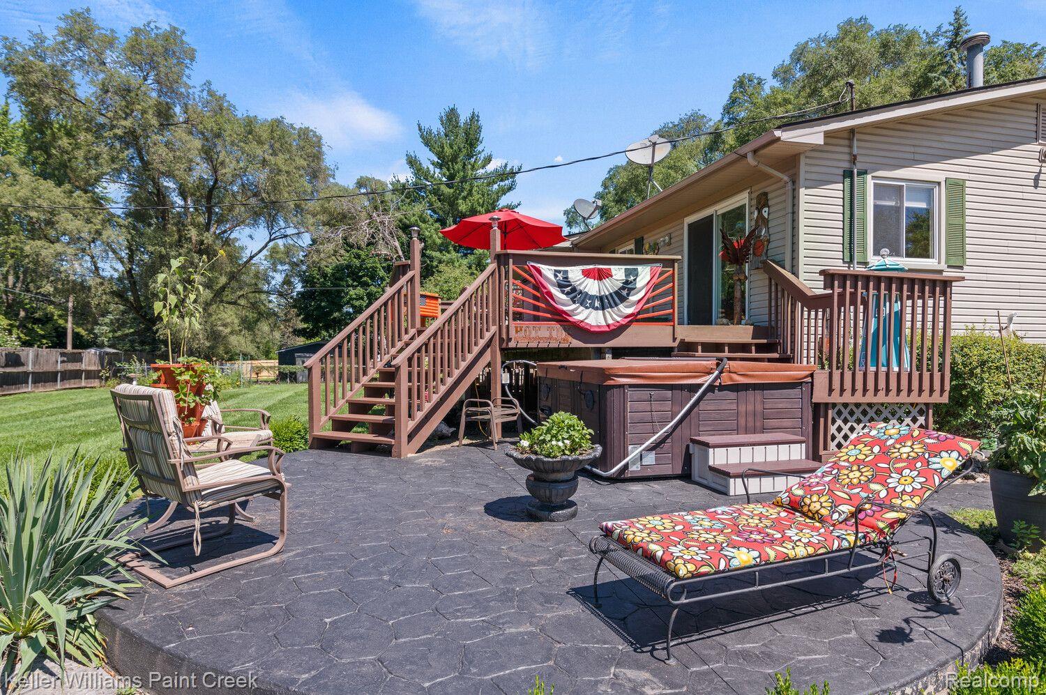 2550 Hessel Avenue Rochester, MI 48307 - Photo 5 of 35 Gallery Image 5