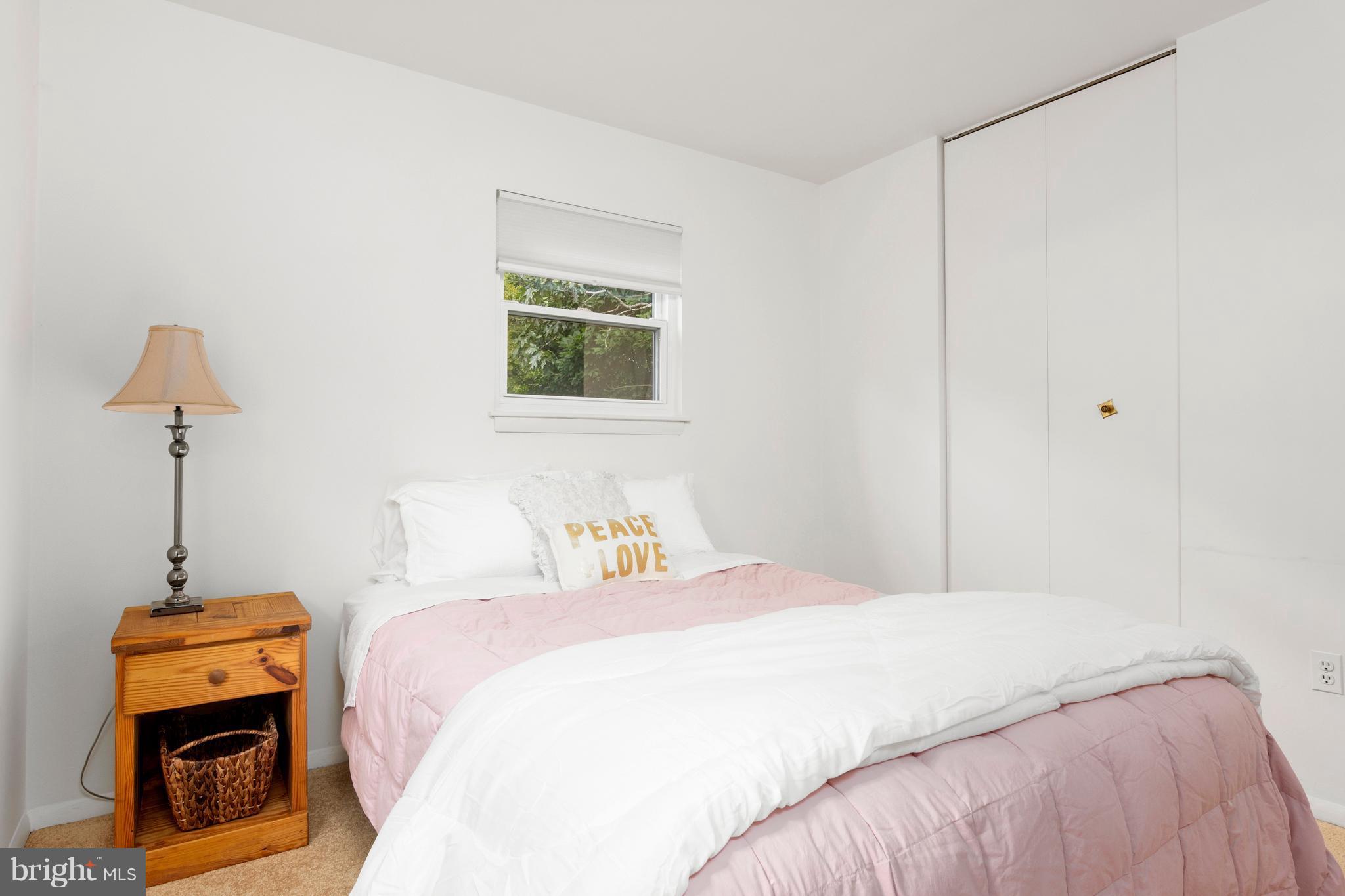 3748 Coronada Road Davidsonville, MD 21035 - Photo 16 of 30 2nd Bedroom w/large floor-to-ceiling closets!