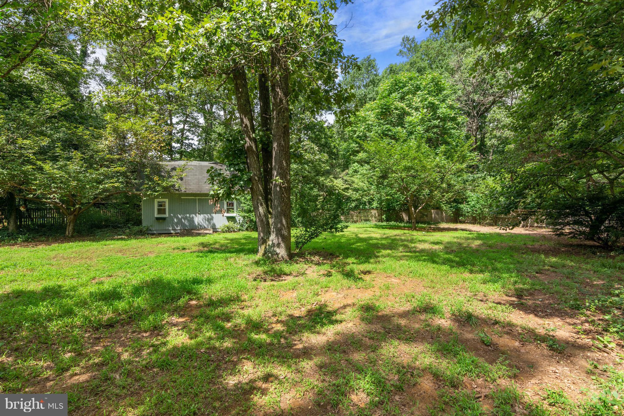 3748 Coronada Road Davidsonville, MD 21035 - Photo 27 of 30 Spacious backyard, fully fenced in!