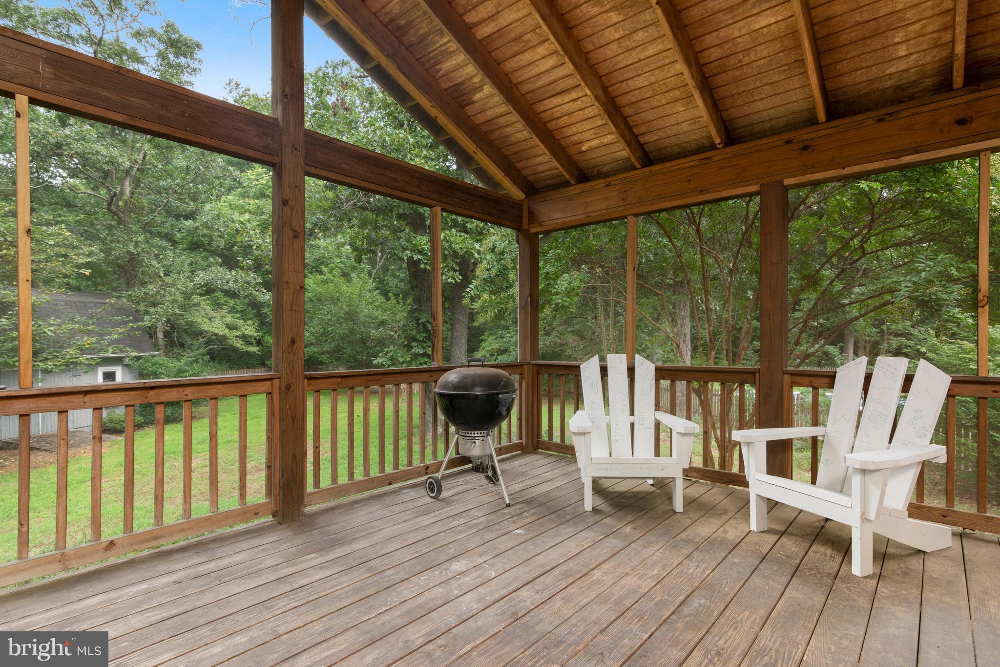 3748 Coronada Road Davidsonville, MD 21035 - Photo 9 of 30 Screened-in porch for relaxing!