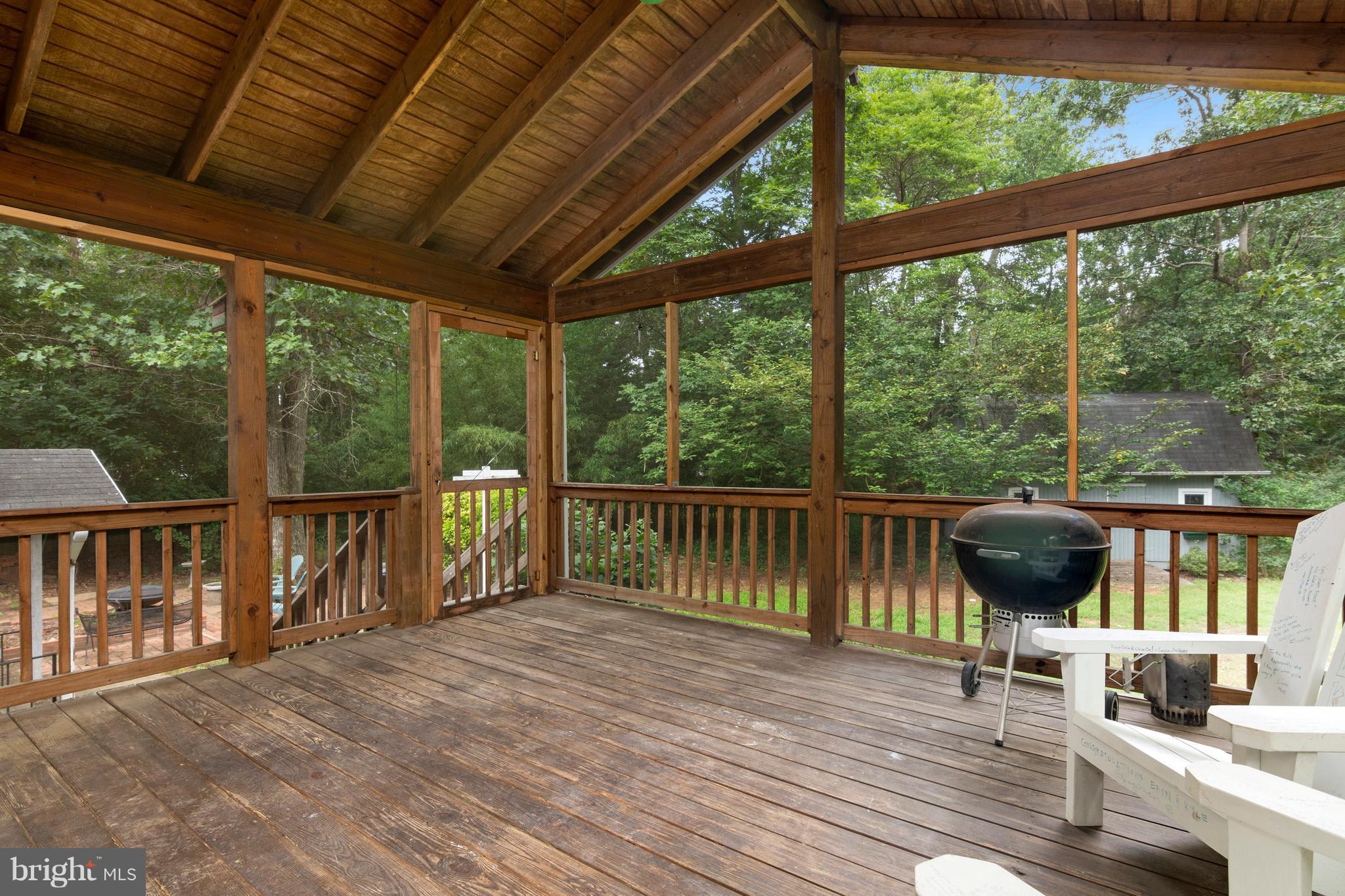 3748 Coronada Road Davidsonville, MD 21035 - Photo 10 of 30 Spacious screen-in porch w/access to back yard