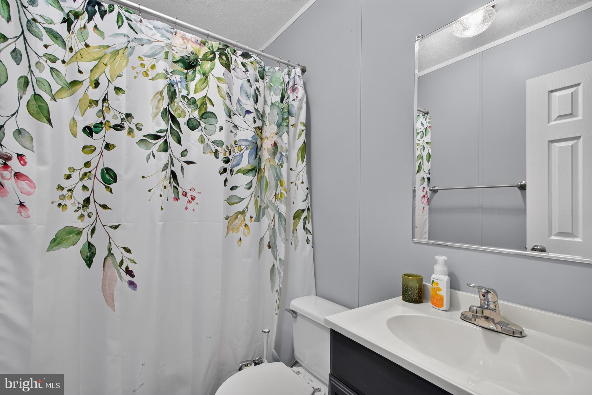 31718 Siham Road, Unit 54379 Lewes, DE 19958 - Photo 27 of 39 Hall Bath