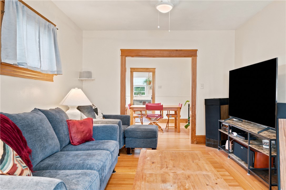 195 Elmore Avenue Woonsocket, RI 02895 - Photo 20 of 41