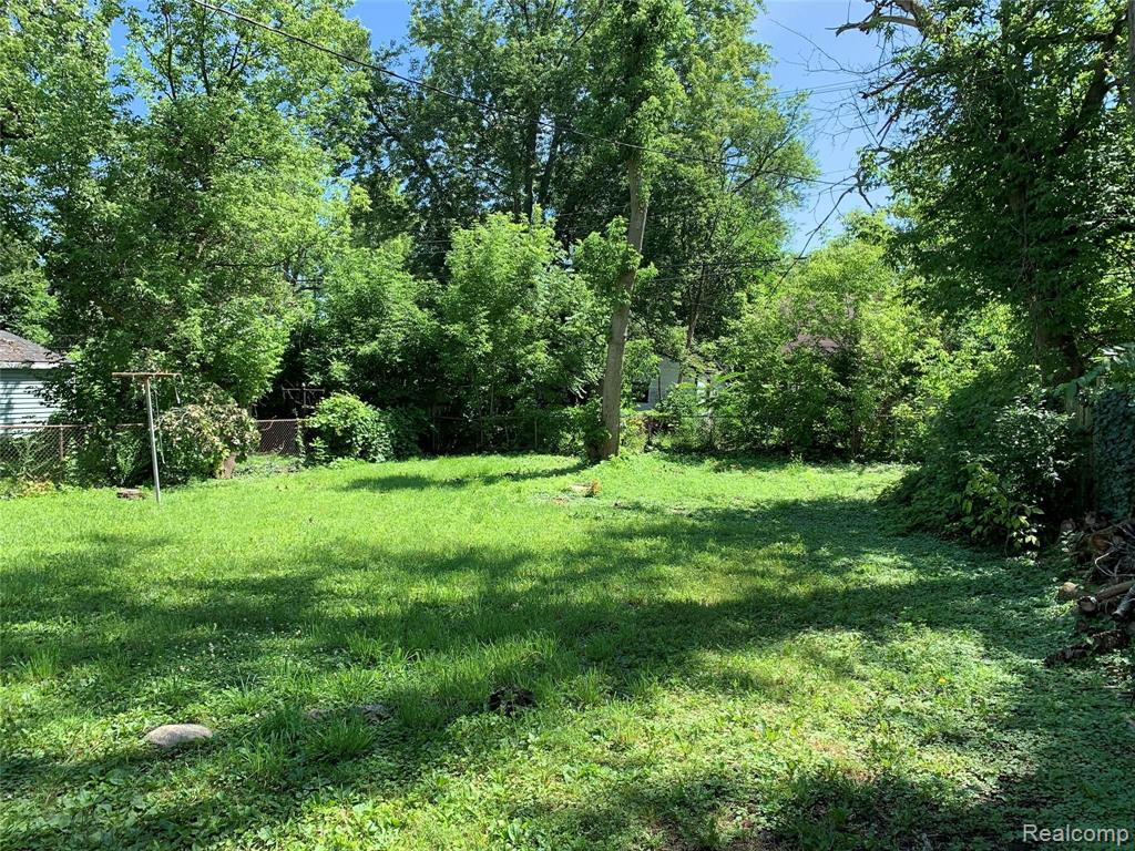 16114 Burt Road Detroit, MI 48219 - Photo 15 of 15