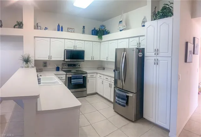 $337,500 | 917 Southwest 47th Terrace, Unit 205, Cape Coral, FL 33914
