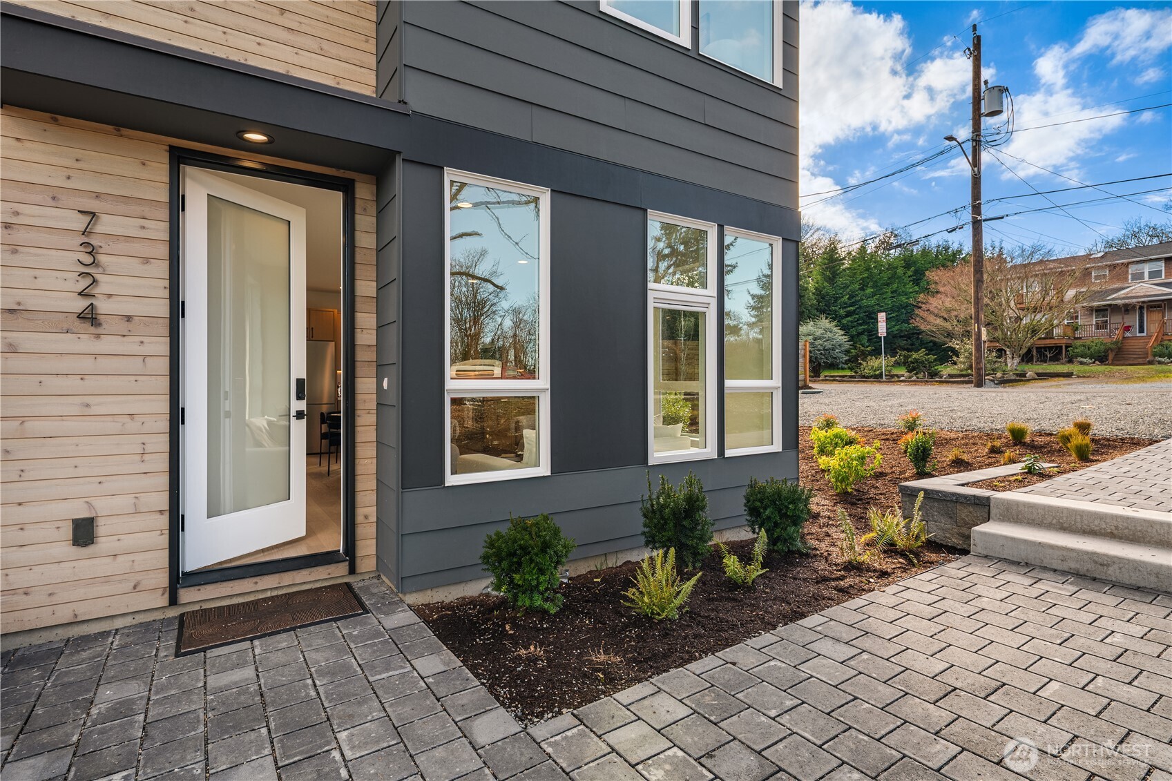 7324 7th Place Southwest, Unit B Seattle, WA 98106 - Photo 3 of 22