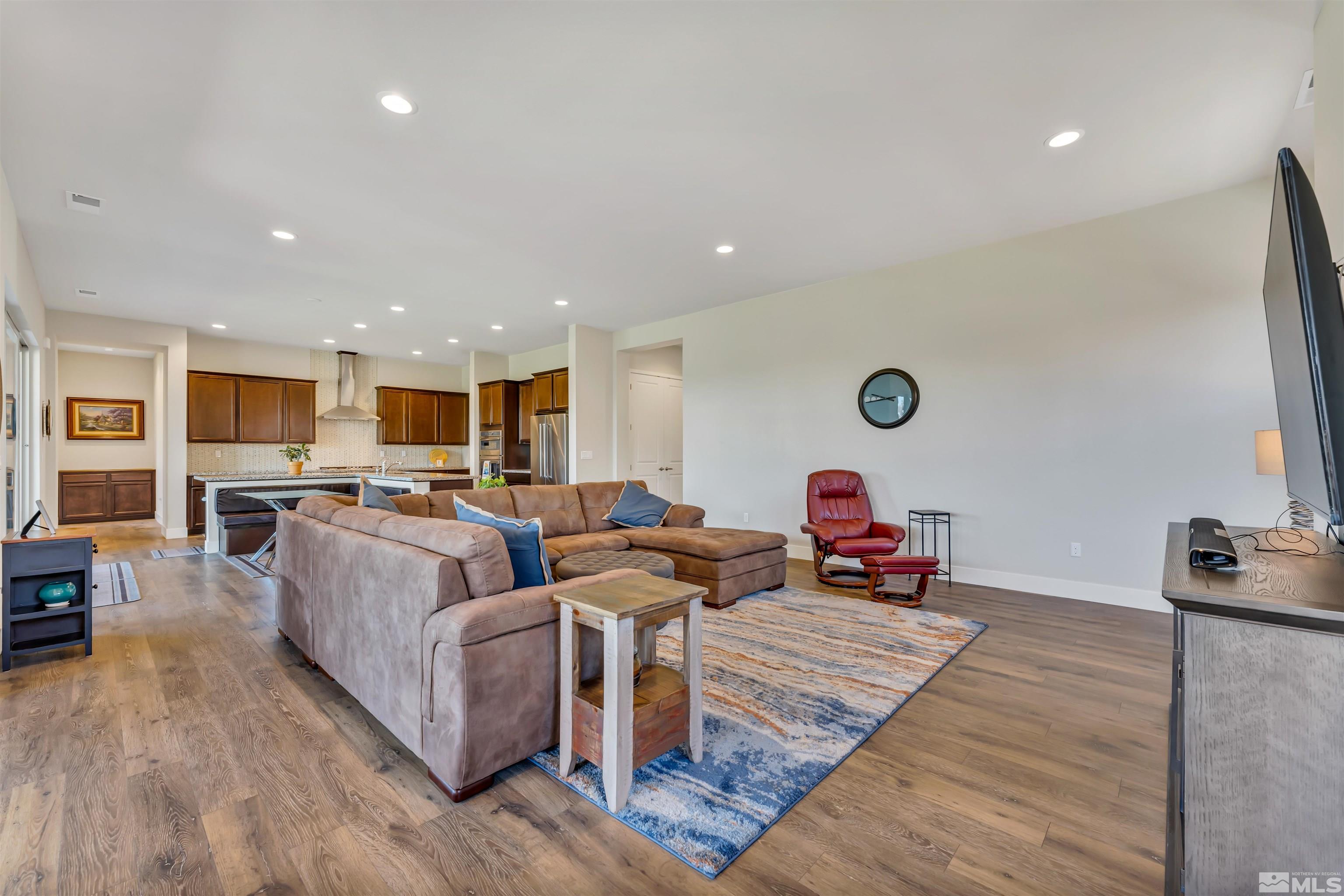 695 Raptor Way Fernley, NV 89408 - Photo 8 of 40 Photo 8