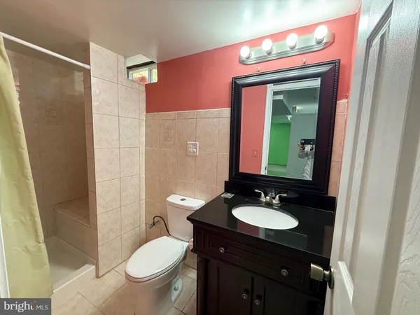 $483,500 | 6821 Kenyon Drive, Alexandria, VA 22307