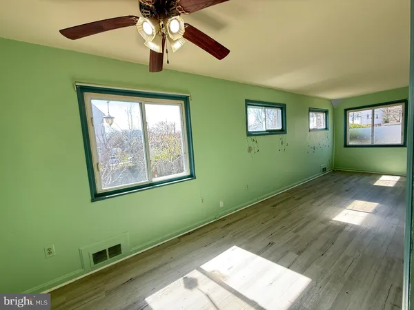 $483,500 | 6821 Kenyon Drive, Alexandria, VA 22307