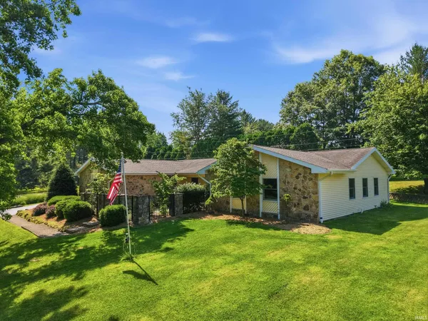 $614,000 | 4045 Gran Haven Drive, Bloomington, IN 47401