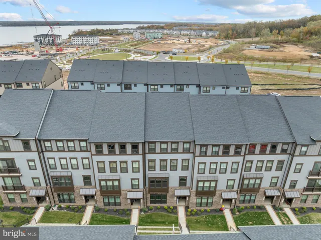 $499,900 | 17379 Harrison Rdg Drive, Dumfries, VA 22026