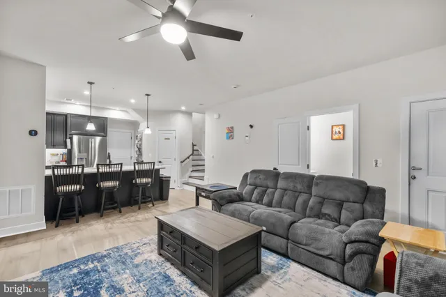 $499,900 | 17379 Harrison Rdg Drive, Dumfries, VA 22026