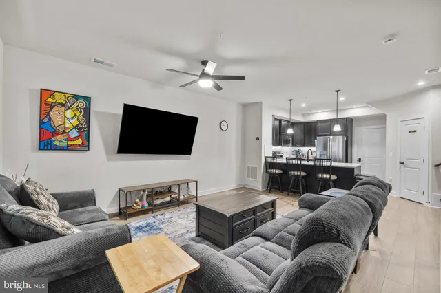 $499,900 | 17379 Harrison Rdg Drive, Dumfries, VA 22026